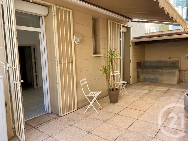 Appartement T4 à vendre - 4 pièces - 71.25 m2 - PERPIGNAN - 66 - LANGUEDOC-ROUSSILLON - Century 21 Côté Sud Immo